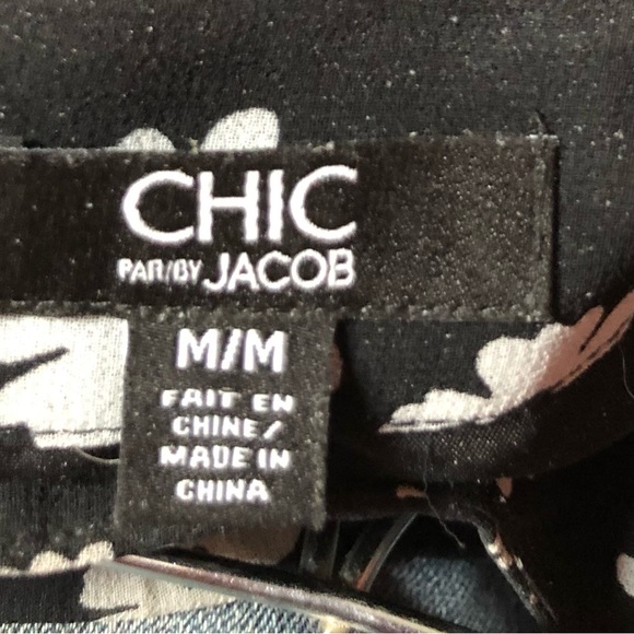 Black and White Flower-print Skirt - Picture 4 of 7